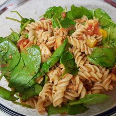 A picture of My Italian blend Chicken Pesto Pasta 😘.