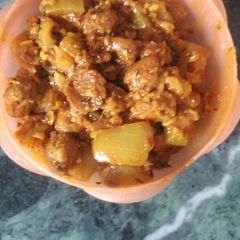 Ghiya or soya chunks sabji A picture of Ghiya or soya chunks sabji.
