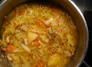 Foto principal de Repollo guisado en su jugo