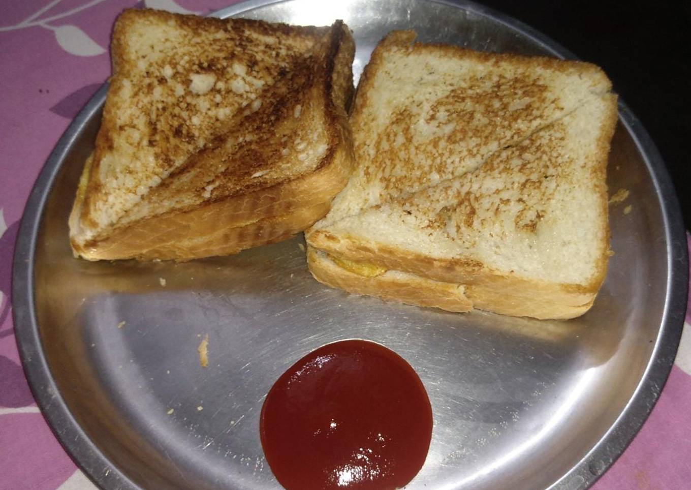 Aloo toast