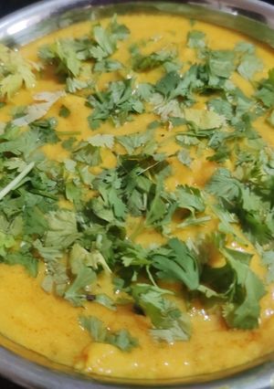 ભીંડા ની કઢી (Bhindi kadhi recipe in gujrati) રેસીપી મુખ્ય ફોટો