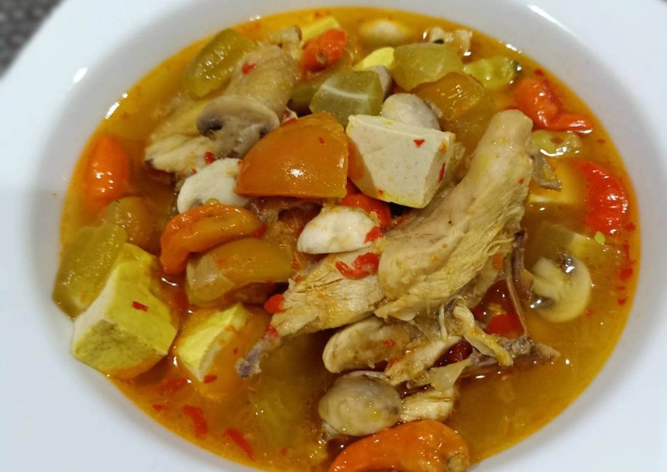 Tom Yum Ayam ala Aku 😊