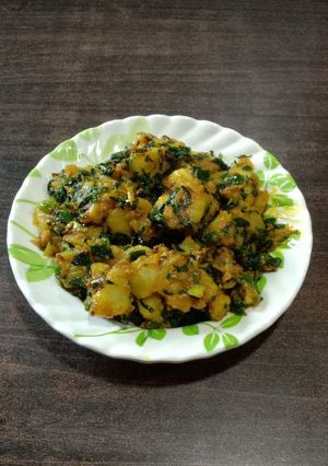 મેથી બટેટાની સબ્જી રેસીપી મુખ્ય ફોટો