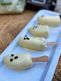 Fantasmas de plátano y chocolate blanco para Halloween