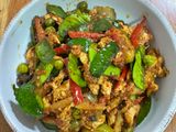 ไก่ผัดเผ็ด