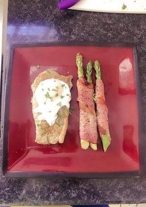 A picture of Bacon Asparagus with Steak & Poached Egg.