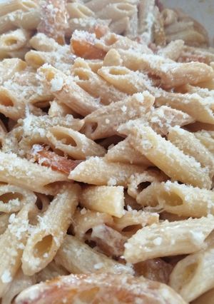Foto di Penne peperoni & Philadelphia