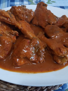 Una foto de Pollo de corral guisado