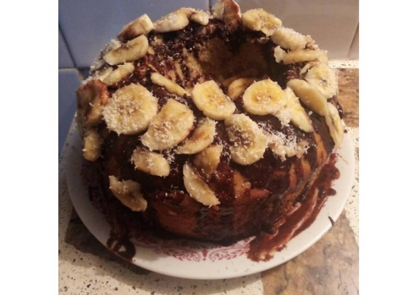 Budín de banana con doble cobertura ganache de chocolate