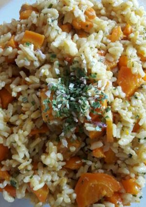 Une photo de Riz carottes sésame