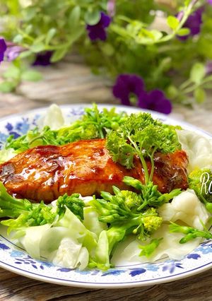 Hình của món Cá Hồi Sốt Teriyaki.