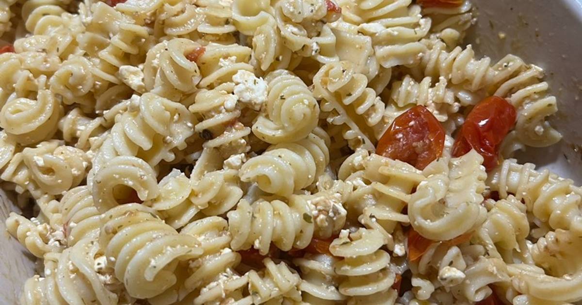Pâte feta tomate 🍅 de Les recettes de zina Cookpad