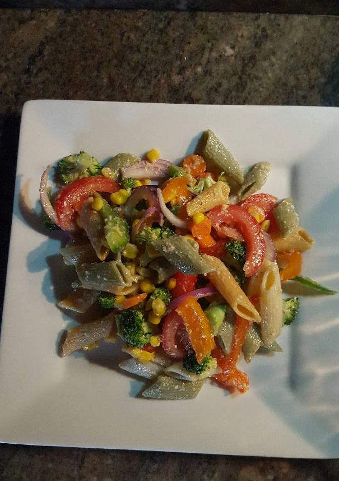Una foto de Ensalada Italiana multicolor