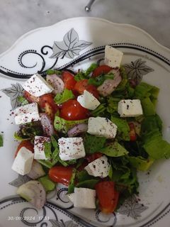 صورة لوصفة سلطة جرجير