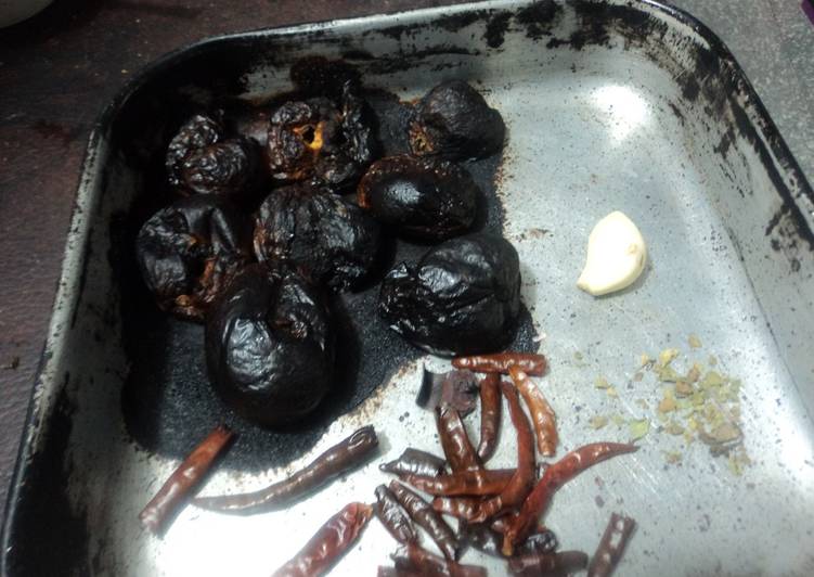 Salsa negra de jitomate quemado las Correa