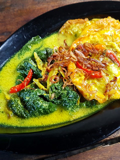 Foto resep Gulai Telor Ceplok Pucuk Ubi