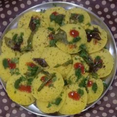 A picture of Khaman Dhokla.