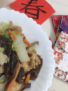 年菜料理-什錦福袋煨雜菜 的食譜成品照片