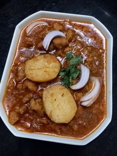 आलू मंगोड़ी (aloo mangodi recipe in Hindi) रेसिपी मुख्य फोटो