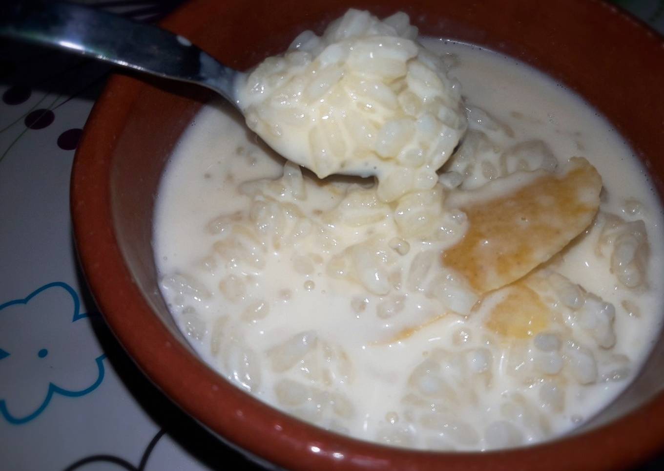 Arroz con leche 🍶 cremoso con aroma alimonado 🍋