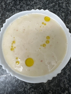 Una foto de 475. Ajoblanco (entrante sopa)