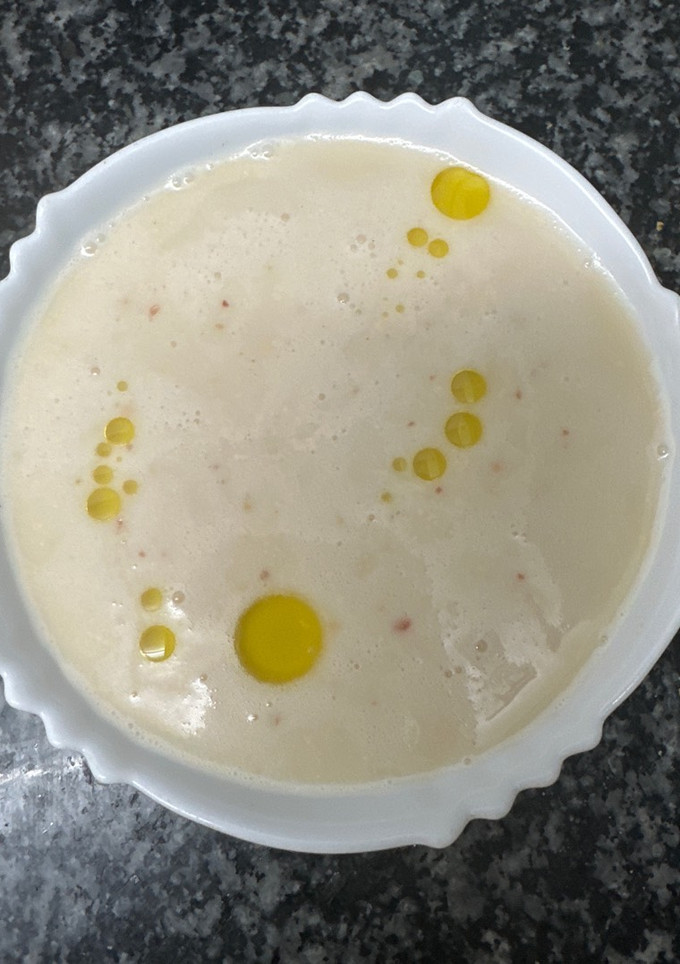 Una foto de 475. Ajoblanco (entrante sopa)