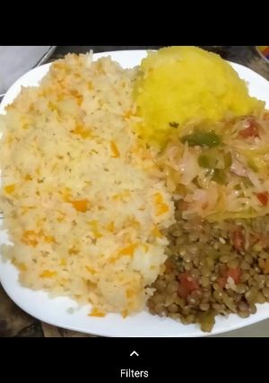 A picture of Rice and mashed potatoes.