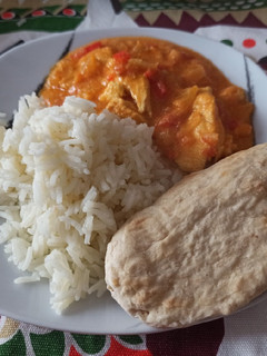 Una foto de Pollo tikka masala fácil y rápido sin nata