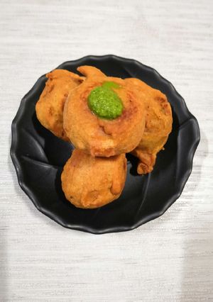 A picture of Batata Vada.