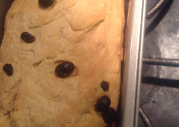 Steps to Prepare Super Quick Homemade Raisin bread