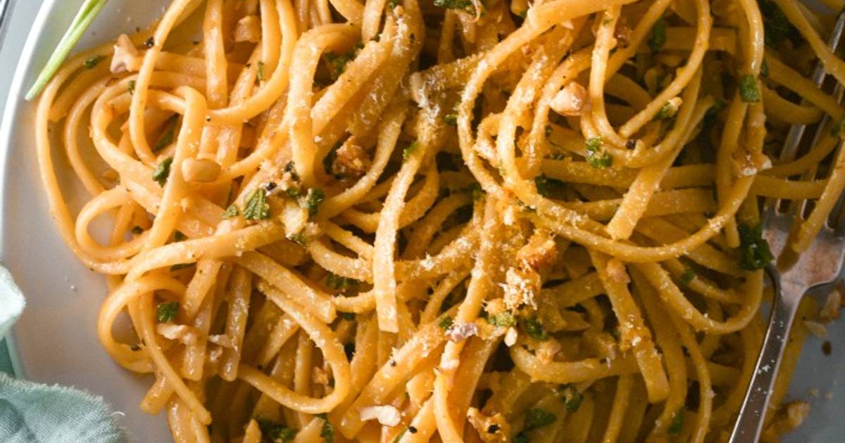 Linguini In A Garlic Sage Butter Sauce With Walnuts Recipe by Natalie  Marten - Cookpad