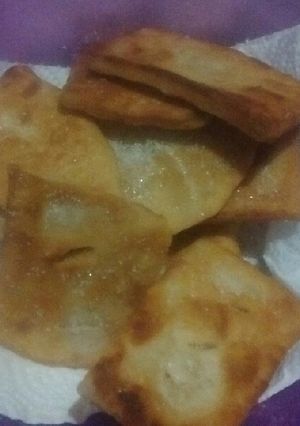 Una foto de Tortas fritas trasnochada