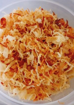 Hình của món Chà bông chay từ củ sắn.
