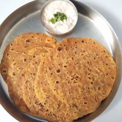 A picture of Leftover Dal Achaari Paratha.