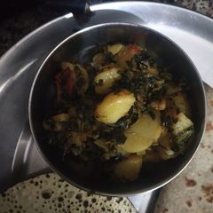 A picture of Aloo methi.