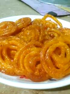 A picture of Home made Jalaibi.