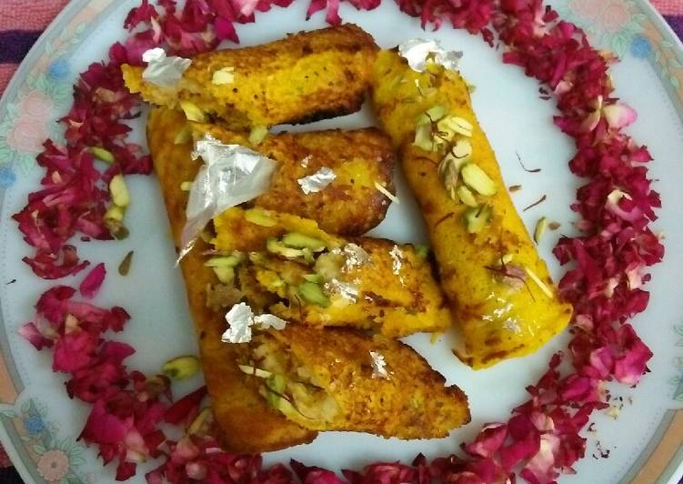 Steps to Make Ultimate Indian shahi malpua wrap with khoya / mawa