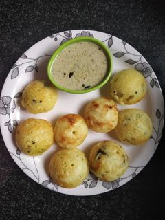 दाक्षिणात्य आप्पे (appe recipe in marathi) रेसिपी चे मुख्य फोटो