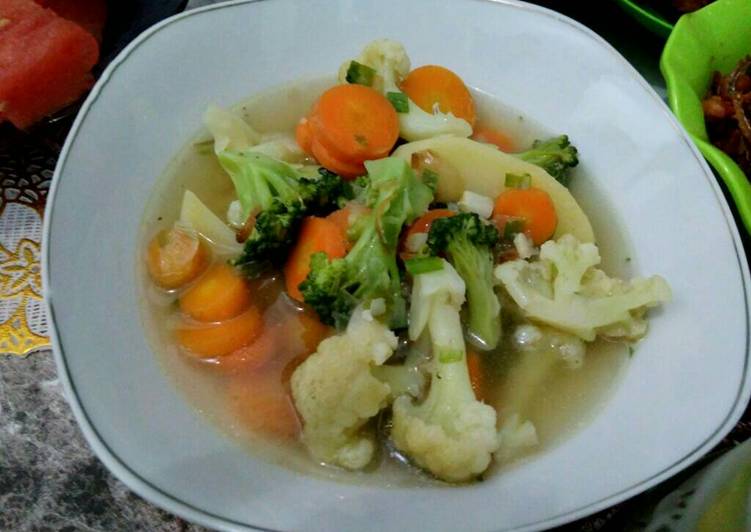 Sayur sop brokoli