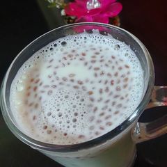 A picture of Garden cress milk.