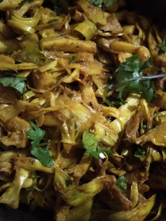 कटहल की सब्जी (Kathal ki sabzi recipe in hindi) रेसिपी मुख्य फोटो