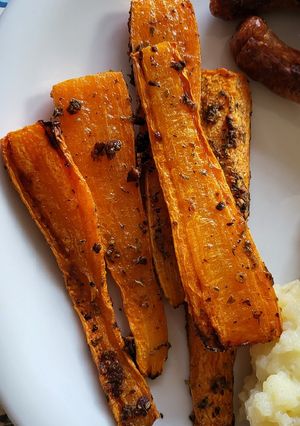 A picture of The best roast carrots.