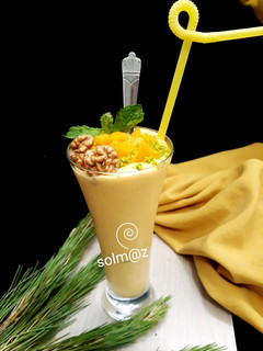 عکسی از دستور شیک انبه و موز solm@z