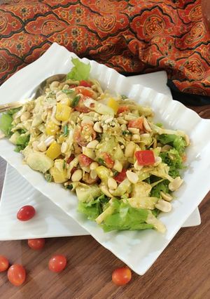 A picture of Crunchy Thai Salad.
