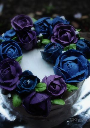 Foto resep Buttercream Lembut + Kue Tart (tutorial rose petal) ala khey