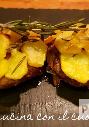 Foto di Hamburger in crosta di patate ♡