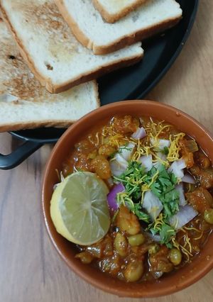तुआर ना ठोठा(tuar na totha) रेसिपी मुख्य फोटो