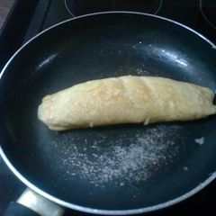 A picture of Tamago-yaki omlette 卵焼き.