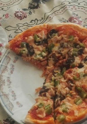 عکسی از دستور پیتزای مرغ و قارچ🍕
