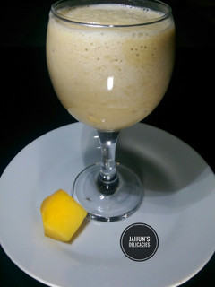 A picture of Mixed fruits milk shake.